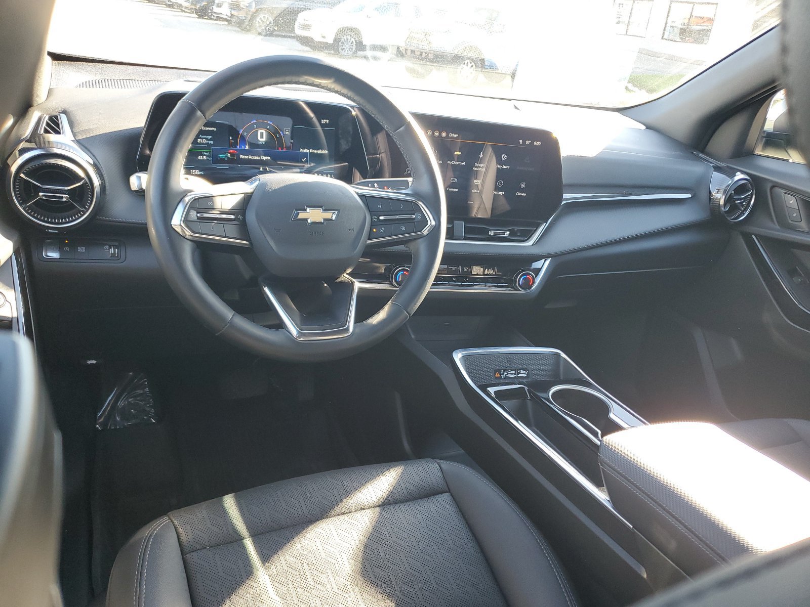 Used 2025 Chevrolet Equinox LT w/ Convenience Package II FWD image 9