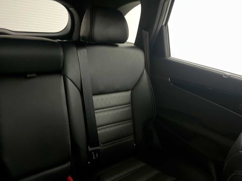 Used 2019 Kia Sorento SX AWD/4WD image 14