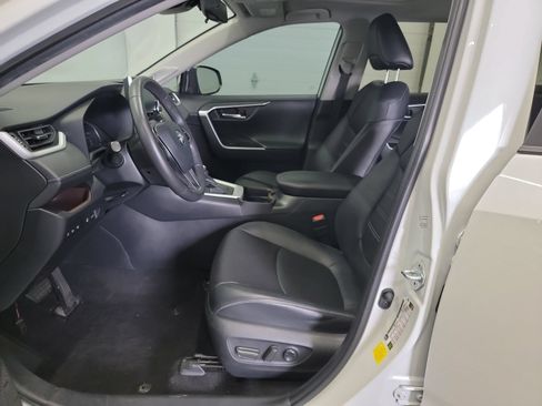 Used 2021 Toyota RAV4 Limited w/ Limited Grade Weather Package FWD image 12