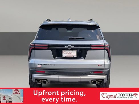 Used 2024 Chevrolet Traverse Z71 w/ Enhanced Driving Package AWD/4WD image 6