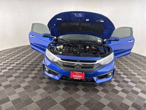 Used 2017 Honda Civic Touring image 11