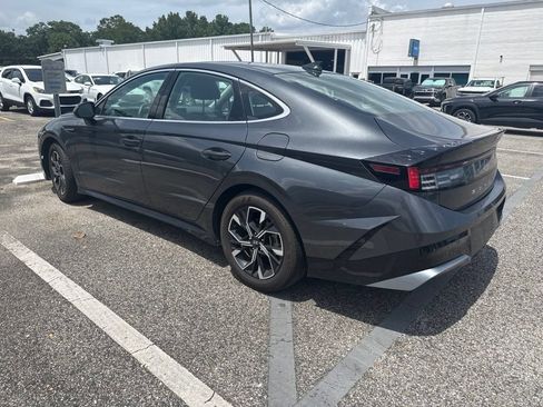 Used 2025 Hyundai Sonata SEL FWD image 4