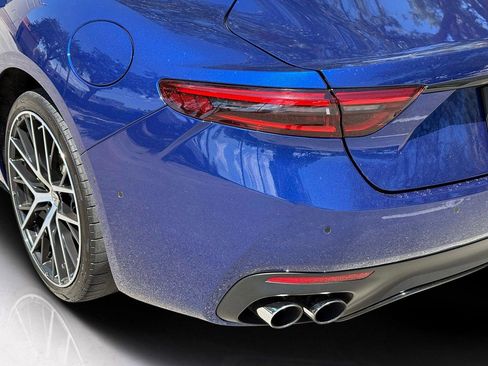 Used 2024 Maserati GranTurismo Modena image 12