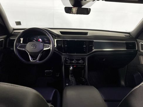 Used 2023 Volkswagen Atlas Cross Sport SEL R-Line image 12