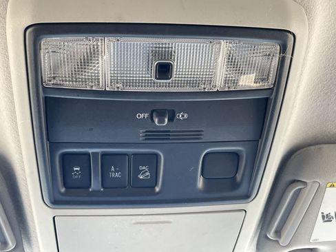 Used 2014 Toyota 4Runner SR5 AWD/4WD image 27