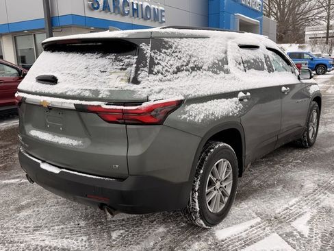 Used 2023 Chevrolet Traverse LT image 39