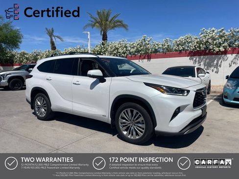 Used 2024 Toyota Highlander Platinum image 1