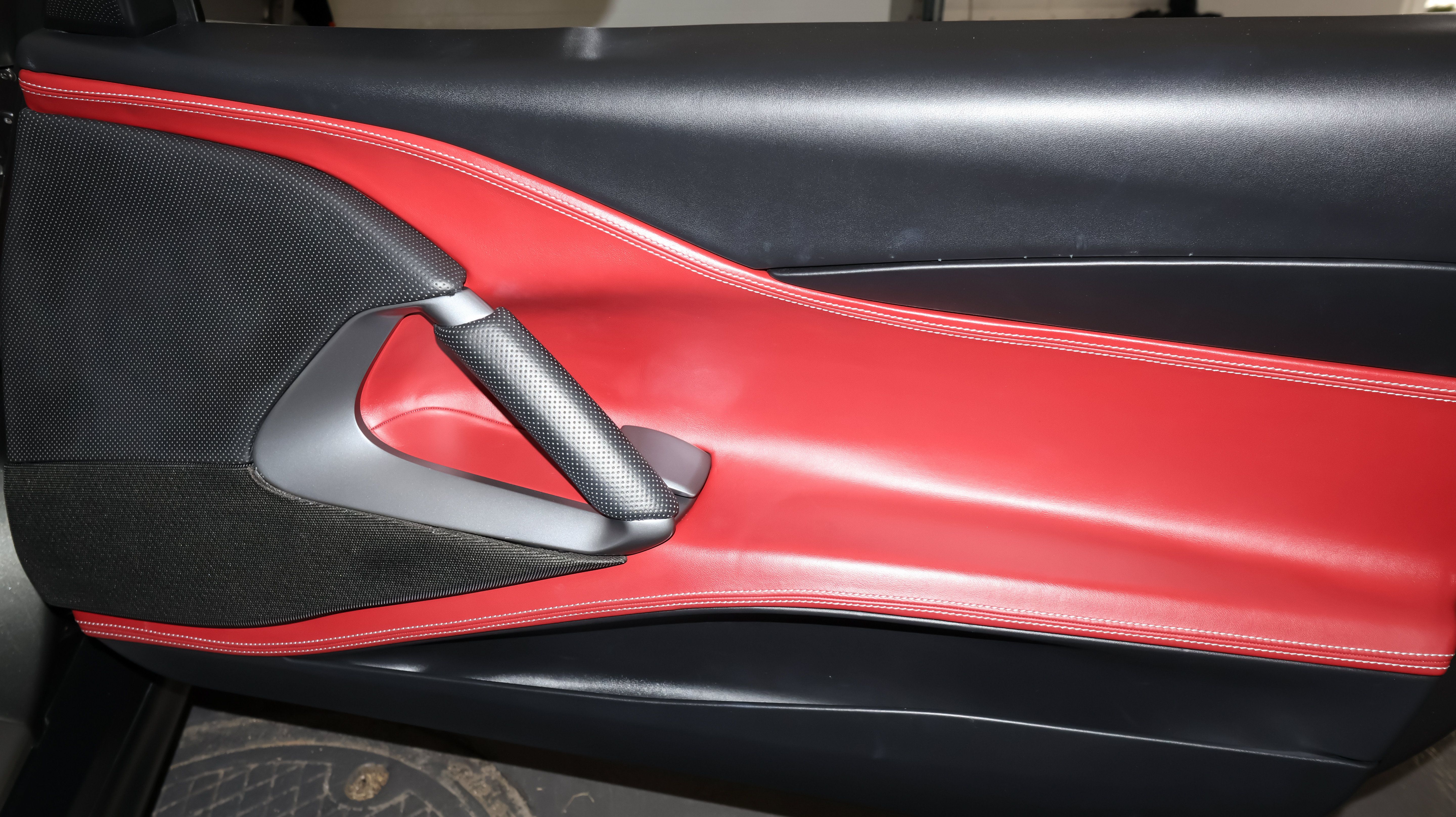 Used 2019 Ferrari 812 Superfast RWD image 50