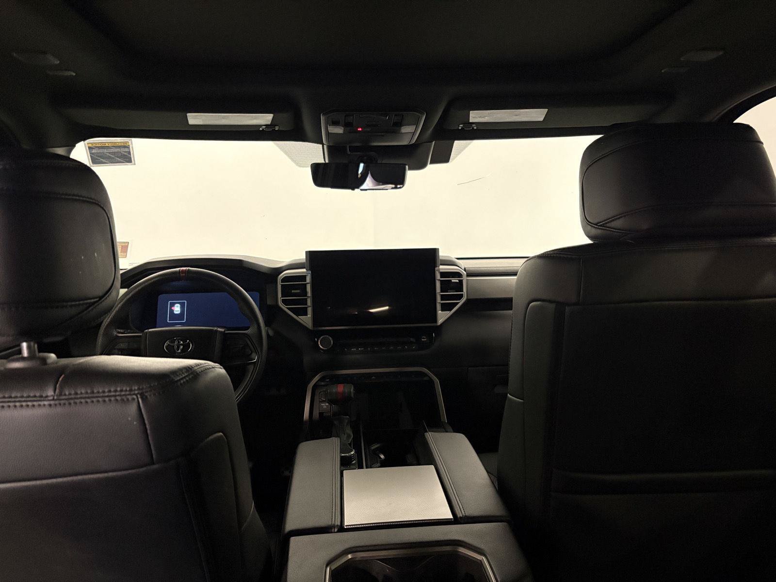 Used 2025 Toyota Sequoia 4WD image 43