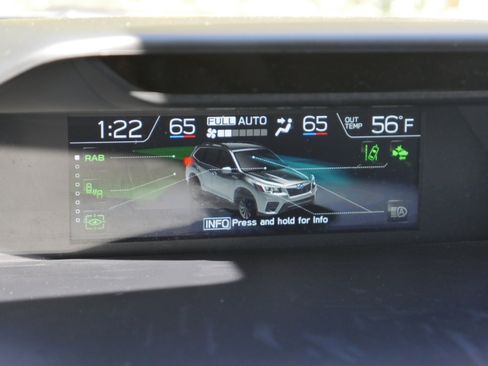 Used 2023 Subaru Forester Touring image 11