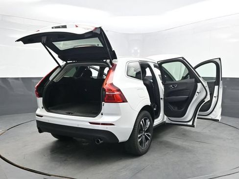 Used 2021 Volvo XC60 T6 Momentum AWD/4WD image 59