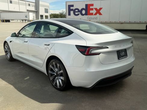 Used 2024 Tesla Model 3 Standard Range RWD image 11