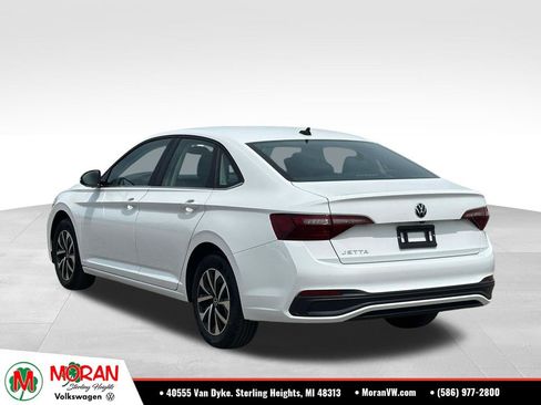 Certified 2024 Volkswagen Jetta S FWD image 3