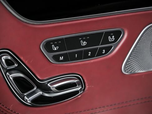 Used 2015 Mercedes-Benz S 550 4MATIC Coupe image 20