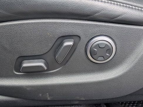 Used 2025 Genesis GV80 2.5T Standard AWD/4WD image 19