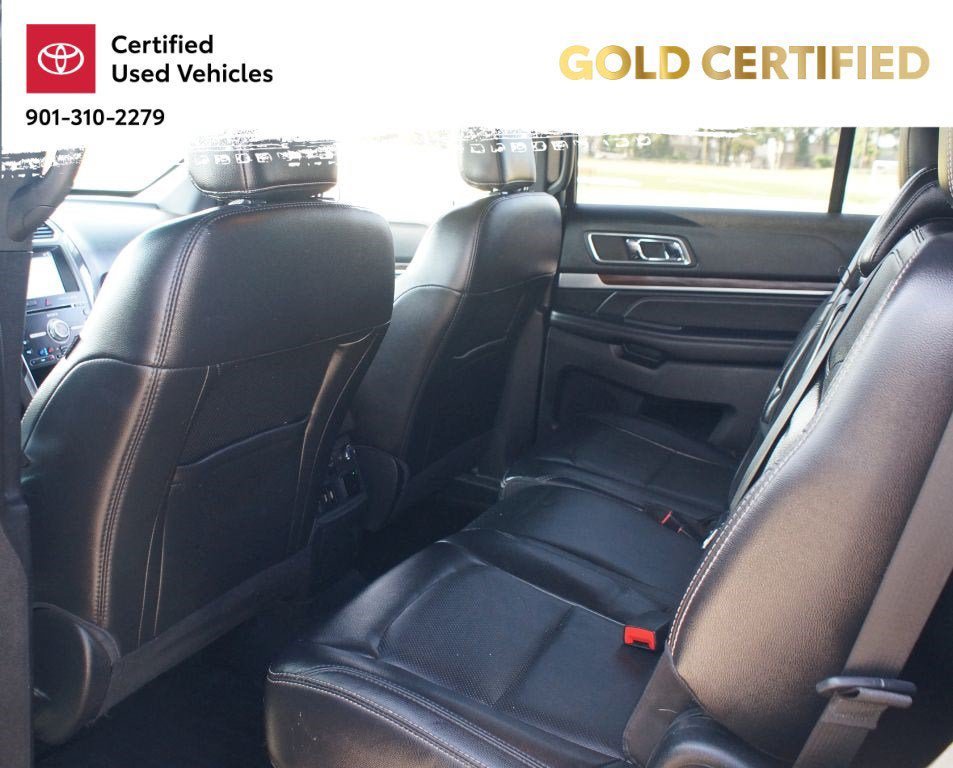 Used 2018 Ford Explorer Limited AWD/4WD image 12