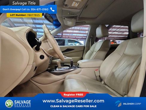 Used 2013 INFINITI JX35 AWD w/ Premium Pkg image 9