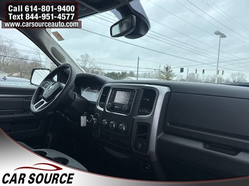 Used 2023 RAM 1500 Classic SLT image 28