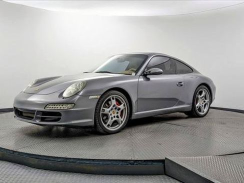 Used 2005 Porsche 911 Carrera S RWD image 2