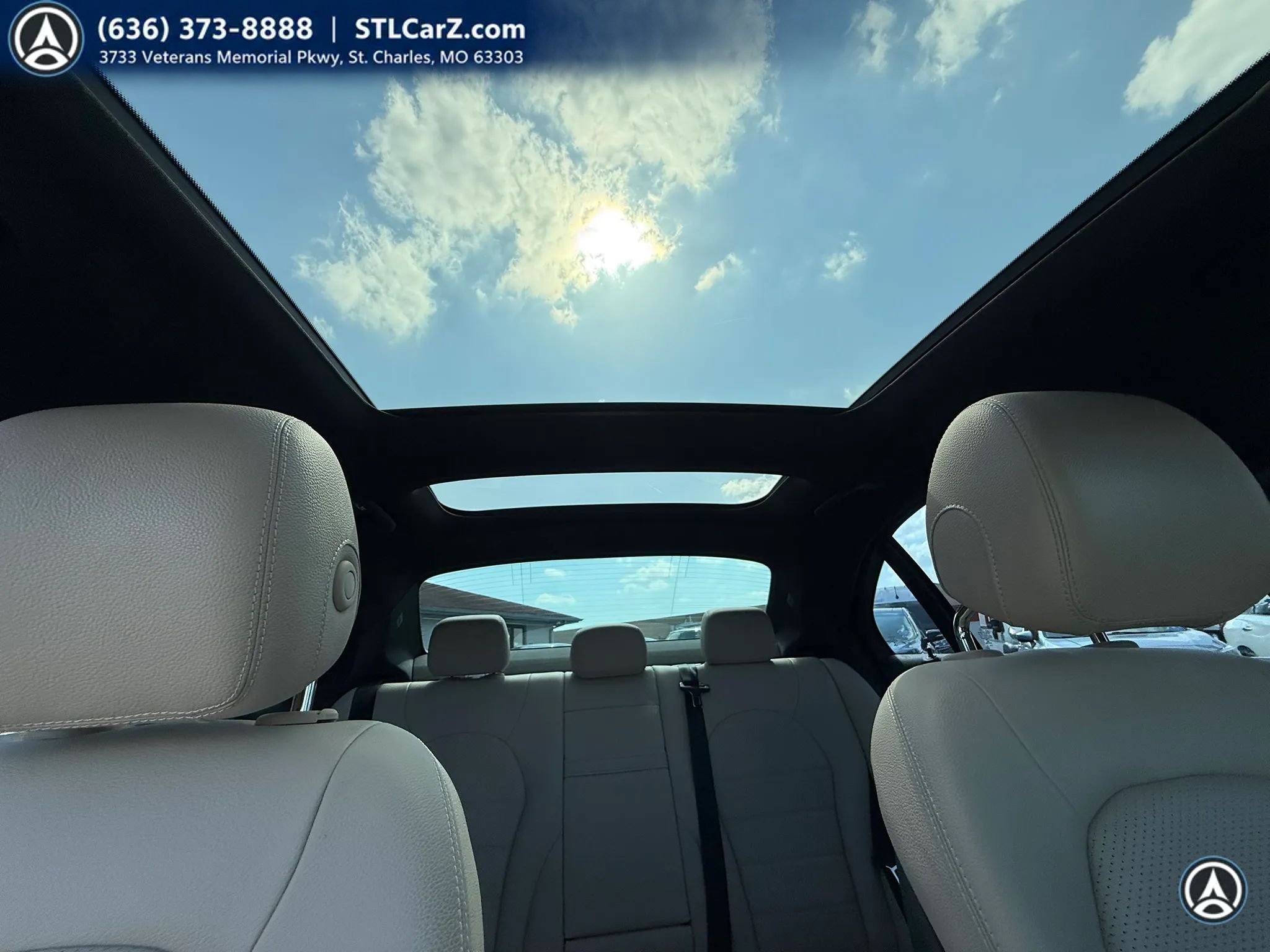 Used 2018 Mercedes-Benz C 300 4MATIC Sedan w/ Multimedia Package image 18