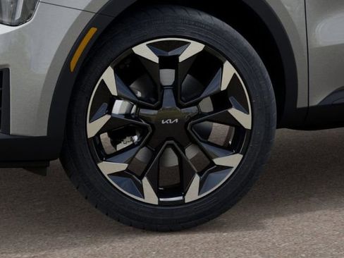 New 2026 Kia Sorento EX w/ EX Premium Package FWD image 11
