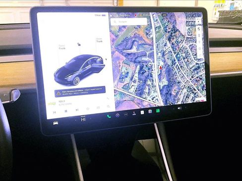 Used 2020 Tesla Model 3 Standard Range Plus image 6