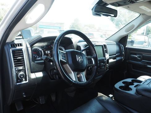 Used 2016 RAM 2500 Laramie w/ Convenience Group AWD/4WD image 12