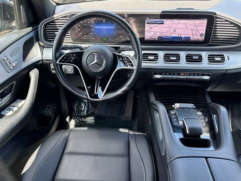 Used 2024 Mercedes-Benz GLE 450e 4MATIC image 12