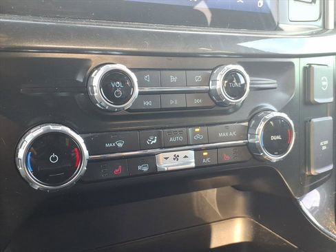 Certified 2022 Ford F150 XLT w/ Equipment Group 302A High image 25