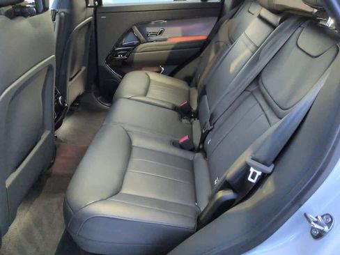 Used 2024 Land Rover Range Rover Sport SE image 20