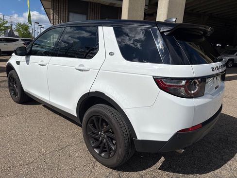 Used 2019 Land Rover Discovery Sport SE AWD/4WD image 2