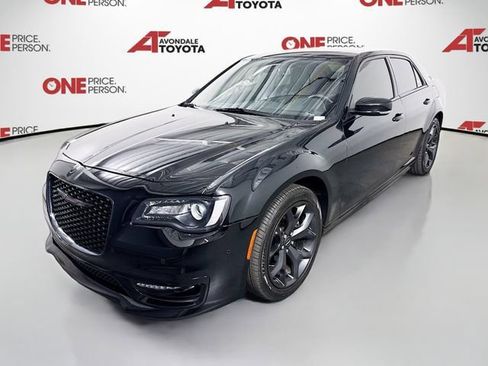 Used 2021 Chrysler 300 S w/ S Model Appearance Package RWD image 3