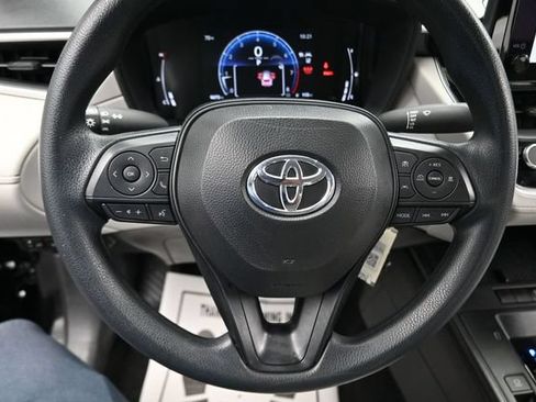 Used 2026 Toyota Corolla Cross L FWD image 14