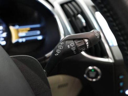 Used 2020 Ford Edge Titanium w/ Equipment Group 301A image 23