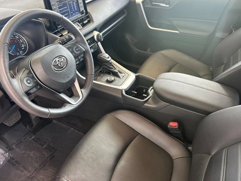 Certified 2022 Toyota RAV4 XLE Premium AWD/4WD image 12