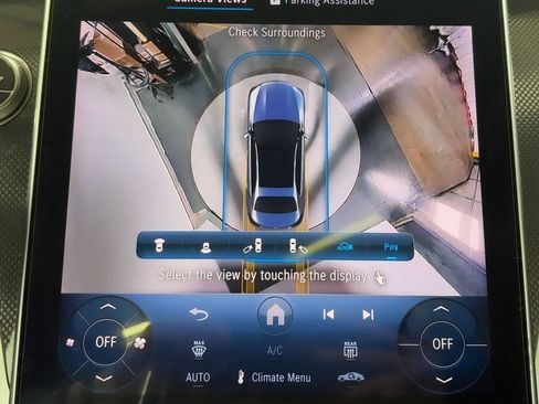 Used 2025 Mercedes-Benz C 43 AMG 4MATIC Sedan image 24