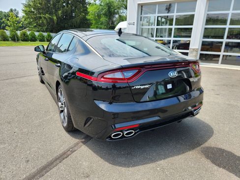 Used 2019 Kia Stinger GT image 12