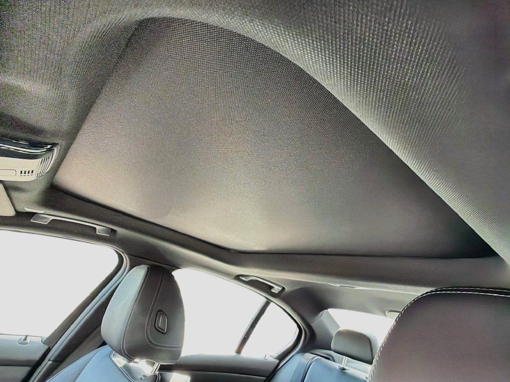 Used 2023 BMW 330i Sedan RWD image 26