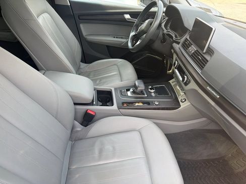 Used 2020 Audi Q5 2.0T Premium Plus w/ Premium Plus Package AWD/4WD image 5