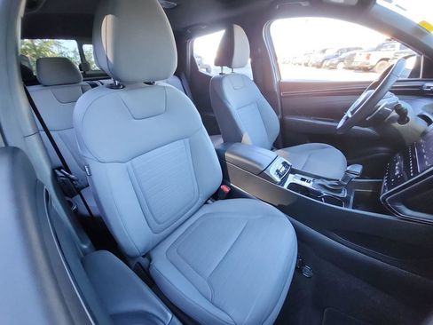 Used 2023 Hyundai Santa Cruz SEL Premium image 31