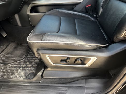 Used 2026 RAM 1500 Laramie w/ Night Edition AWD/4WD image 19