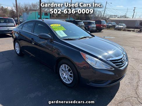 Used 2011 Hyundai Sonata GLS image 1