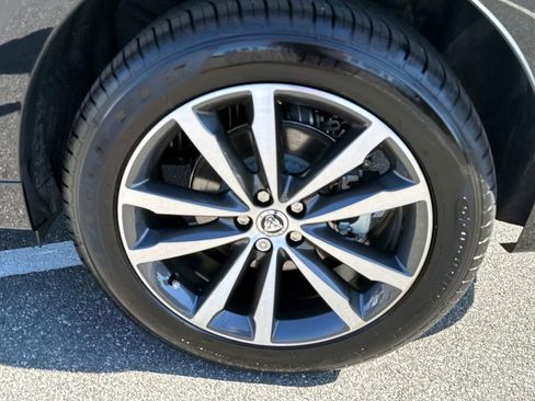 New 2025 Jaguar F-PACE R-Dynamic S image 3