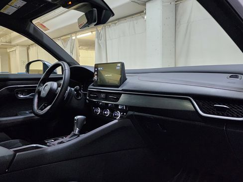Used 2025 Acura ADX A-Spec image 21