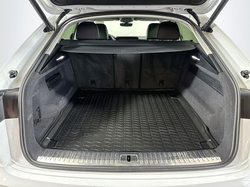 Certified 2023 Audi Q8 Premium Plus w/ Premium Plus Package image 27