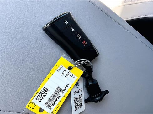 Used 2025 Lexus RX 350 Premium Plus w/ Convenience Package image 15