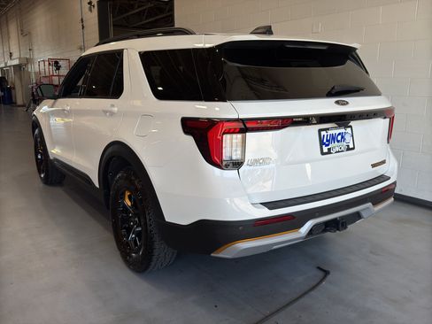 Used 2026 Ford Explorer Tremor w/ Tremor Ultimate Package AWD/4WD image 3