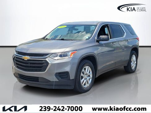 Used 2020 Chevrolet Traverse LS FWD image 3