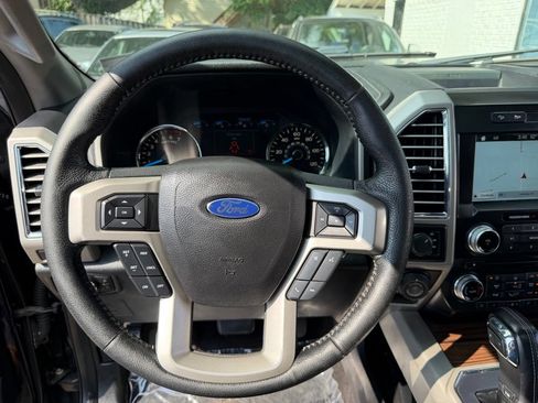 Used 2016 Ford F150 Lariat w/ Equipment Group 502A Luxury AWD/4WD image 22