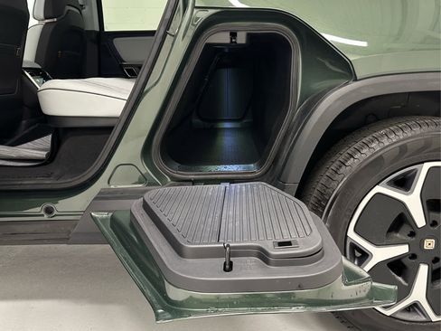 Used 2023 Rivian R1T Adventure image 41